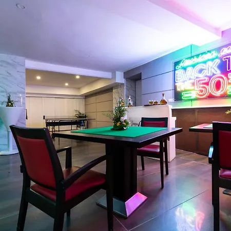 太阳酒店