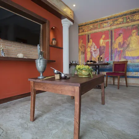 فندق Del Sole بومبيي