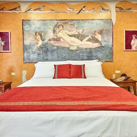 Del Sole 4* بومبيي