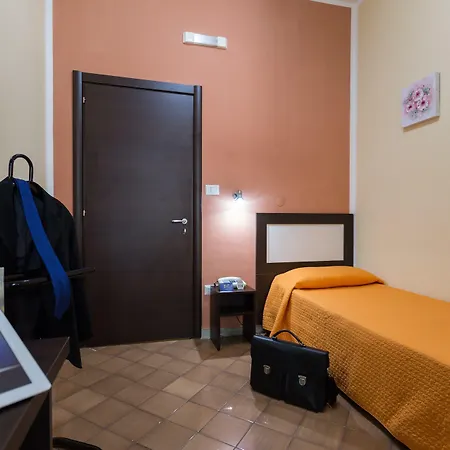 Del Sole بومبيي